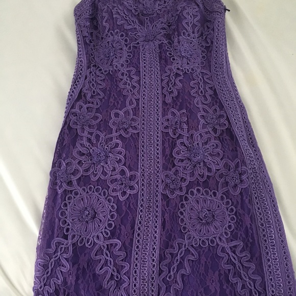 Sue Wong Sleeveless Soutache Dress. Size 0 - Picture 3 of 4